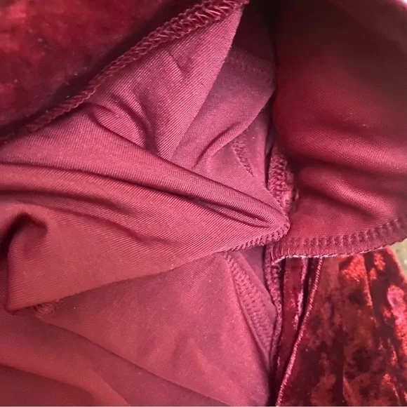 NWT Betsey Johnson Valentine Red Crush Velvet Dress M - Picture 9 of 13